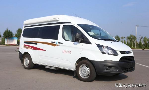 不到30萬福特房車怎麼選？新全順和新世代pro兩款經典車型對比