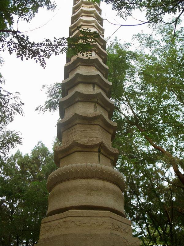 當年李白在這裡居住了20年,歷史文物更是多到讓人眼花繚亂 當年李白在這裡居住了20年,歷史文物更是多到讓人眼花繚亂