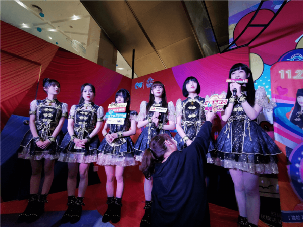 AKB48 Team SH做客《音樂BIG榜》掀火爆人氣 AKB48 Team SH做客《音樂BIG榜》掀火爆人氣