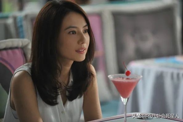 7位拒絕“少女感怪圈”的女星，不裝嫩不瑪麗蘇，打了多少人的臉