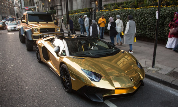 迪拜遍地豪車，連出租車都是超跑？帶你走一遭，實情絕對驚到你