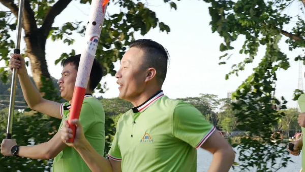 “川商雄起·薪火相傳”接力活動順利舉行 “川商雄起·薪火相傳”接力活動順利舉行