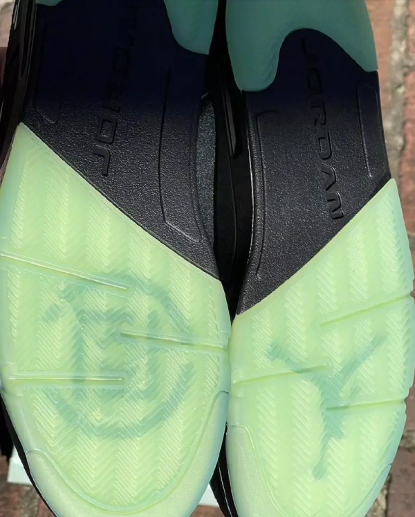 CLOT又和Jordan聯名了，CNY系列有點醜，陳冠希也救不了耐克