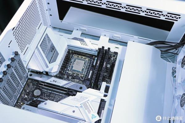 天青色等煙雨，而我在等你，親，吹雪不？