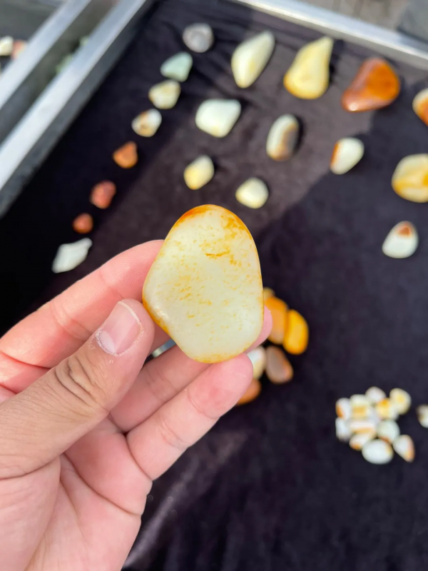 2021翻篇啦 · 如今和田玉石巴扎的行情怎樣