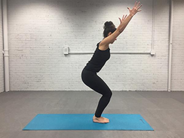 一套簡單的冬季暖身序列,輕鬆趕走冬天的寒冷 一套簡單的冬季暖身序列,輕鬆趕走冬天的寒冷