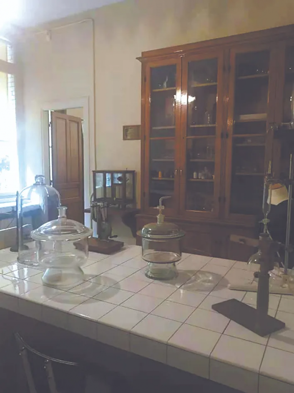 爺爺嚴濟慈與居里夫人的故事 爺爺嚴濟慈與居里夫人的故事