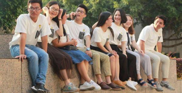 大學畢業後才發現，省外就讀和省內就讀差別大，幸虧當初沒選錯