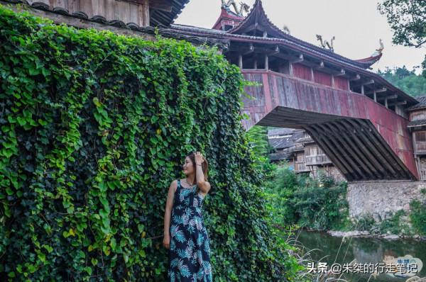 因橋聞名的江南水鄉，有的被譽為東方威尼斯，有的被贊為山中江南