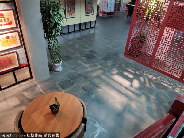 秋日小確幸|在復古風的溫柔書鄉閱覽屬於自己的星河大海 秋日小確幸|在復古風的溫柔書鄉閱覽屬於自己的星河大海