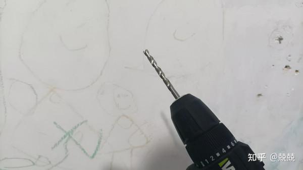 為什麼我會說你需要一個電鑽？方便好用的威克士WE212測評