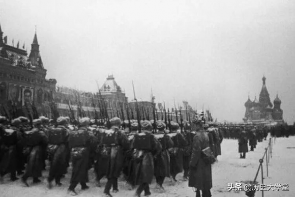 什麼是政委,為何蘇聯紅軍有政委,而美軍沒有政委 什麼是政委,為何蘇聯紅軍有政委,而美軍沒有政委