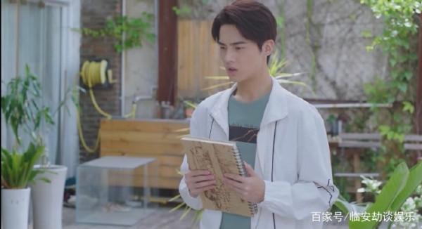 《一見傾心》和《夜色暗湧時》對擂，收視率衝二，兩劇差距在哪裡