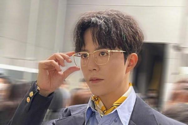 李雲迪母校刪除其資訊，摘掉其工作室牌子