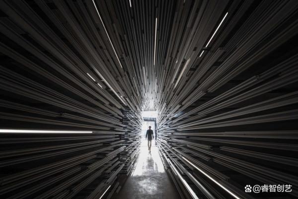 隨風飄散的外立面&mdash;&mdash;曼谷現代鋁博物館的鋁條外立面