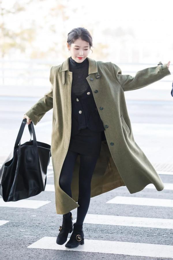 韓星街拍 | 蛀牙警告！IU的街拍怕是比她的歌還要甜