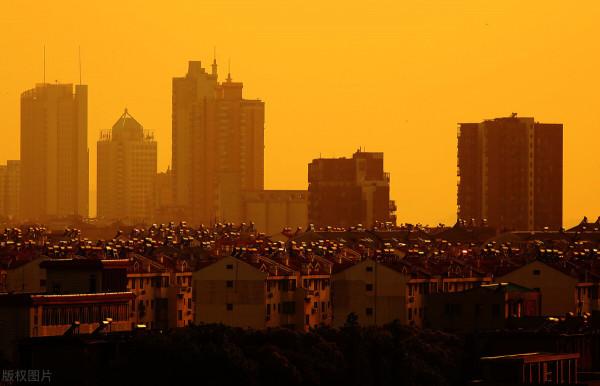 樓市詭異的平行世界，出現了，買房新邏輯：不求暴漲，只求不站崗
