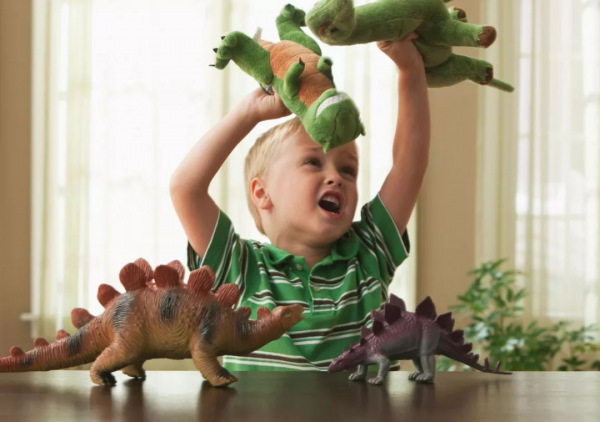 孩子2歲哭鬧脾氣大，爸媽焦慮沒辦法？三招幫你解&OpenCurlyDoubleQuote;困&rdquo;