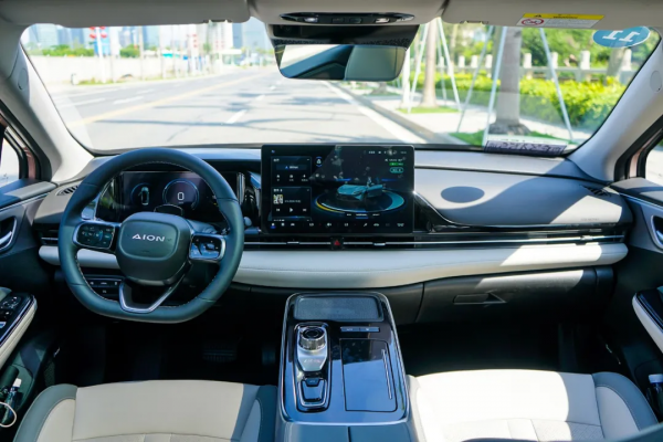 A+級家轎實力新秀，試駕甜而不膩的AION S Plus