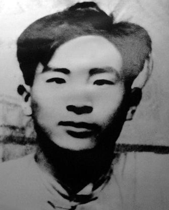 中央紅軍長征後,留守蘇區的10位領導人都有誰?僅一人活到建國 中央紅軍長征後,留守蘇區的10位領導人都有誰?僅一人活到建國