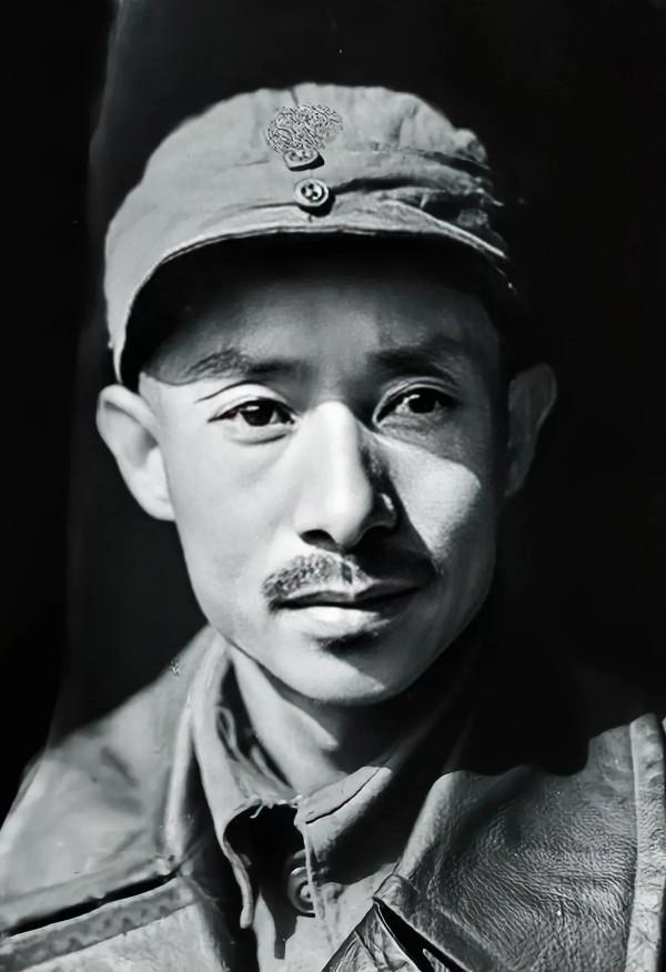 八路軍120師戰鬥序列，1955年授銜時將星雲集，1人元帥，6人上將