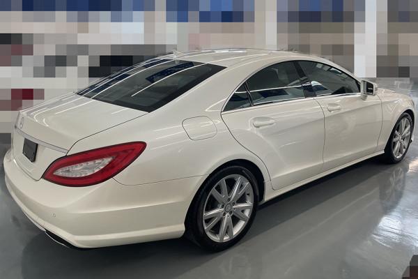 某魚上的賓士CLS,說是個人車源卻跑到車行看車,客戶:上當了? 某魚上的賓士CLS,說是個人車源卻跑到車行看車,客戶:上當了?