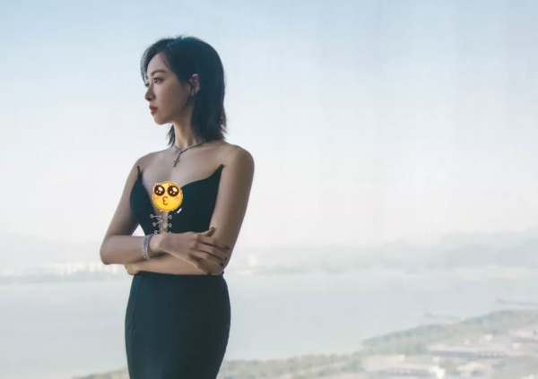 芭莎晚宴成修羅場：陳偉霆跟兩任前女友同框，楊穎避開，阿SA站遠