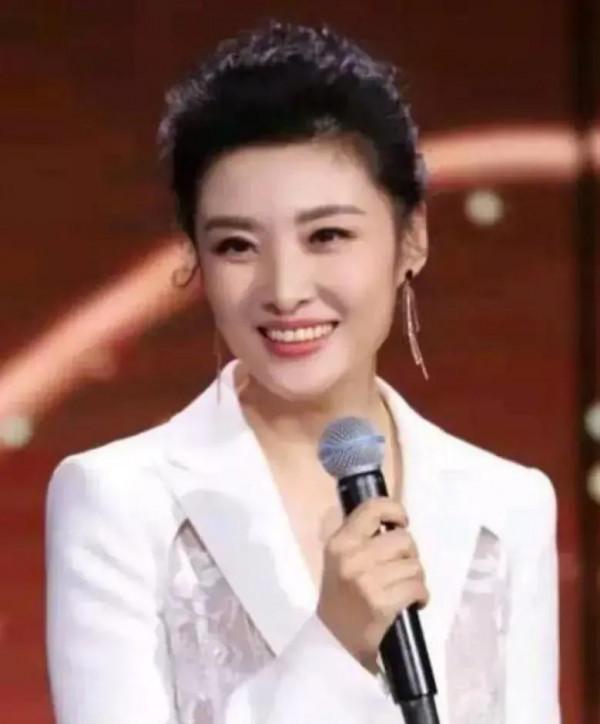 30多位絕色美人大比拼,還是蔣欣最漂亮 30多位絕色美人大比拼,還是蔣欣最漂亮