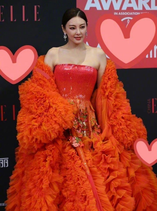 ELLE紅毯：韓雪驚豔、唐嫣翻車、劉詩詩美出新高，8位女星熬脫妝