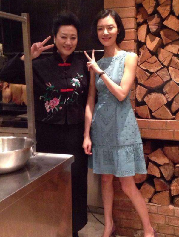 王麗雲：成名路上有淚，堅決不復婚，今女兒也步了她後塵