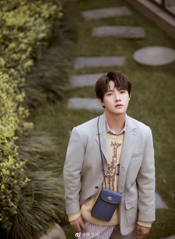 黃聖池：95後運動型男，曾參演《旋風少女》《浪花一朵朵》等