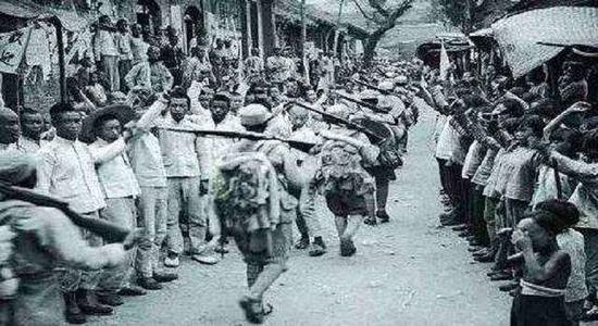 渣滓洞惡魔徐貴林,殘害一百八十餘名烈士,潛逃中買菜大媽識真兇 渣滓洞惡魔徐貴林,殘害一百八十餘名烈士,潛逃中買菜大媽識真兇