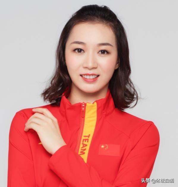 29歲體操冠軍產子!退役後形象變“女神”,老公為1米9肌肉男 29歲體操冠軍產子!退役後形象變“女神”,老公為1米9肌肉男