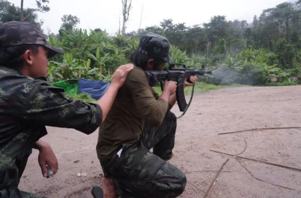 緬甸局勢愈發緊張!民眾擔心局勢升級,進而走向全面內戰 緬甸局勢愈發緊張!民眾擔心局勢升級,進而走向全面內戰