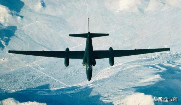 空軍獨苗殲偵8F戰機，真的是因為高空偵察無可替代而堅持服役嗎？