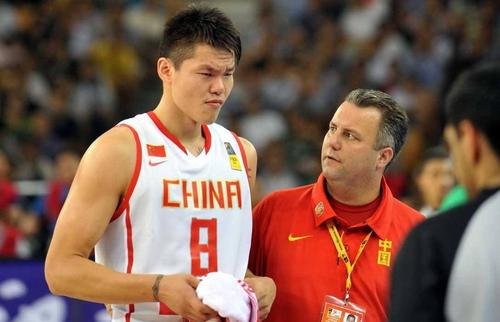 長文 | 中國籃球兩位名宿，李楠和朱芳雨，誰的生涯成就更高？