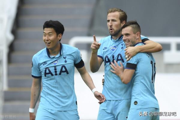 英超2.7:夢迴七十年代巔峰!先滅槍手、又屠狐狸城!曼聯有伴了 英超2.7:夢迴七十年代巔峰!先滅槍手、又屠狐狸城!曼聯有伴了