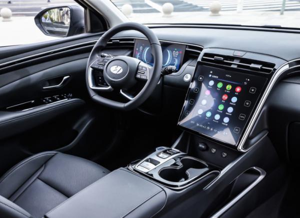 全系自動擋+200馬力+10.25英寸大屏,入手第五代途勝L是否超值? 全系自動擋+200馬力+10.25英寸大屏,入手第五代途勝L是否超值?