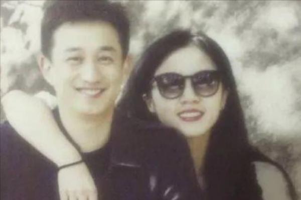 這六位娶初戀回家的男明星,不僅零緋聞,還把老婆寵成了公主 這六位娶初戀回家的男明星,不僅零緋聞,還把老婆寵成了公主