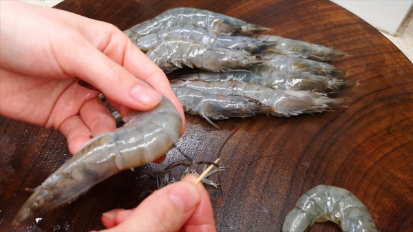 廣東人用白蘿蔔做湯，為啥這麼鮮美好喝？原來做法有訣竅，明白了