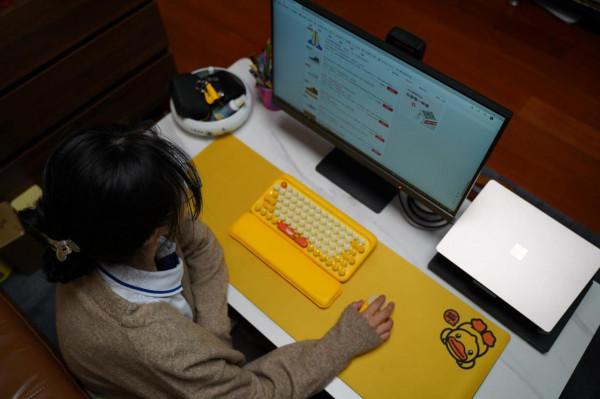 保護視力從兒童抓起,盤點我給孩子入手的這些護眼裝置 保護視力從兒童抓起,盤點我給孩子入手的這些護眼裝置