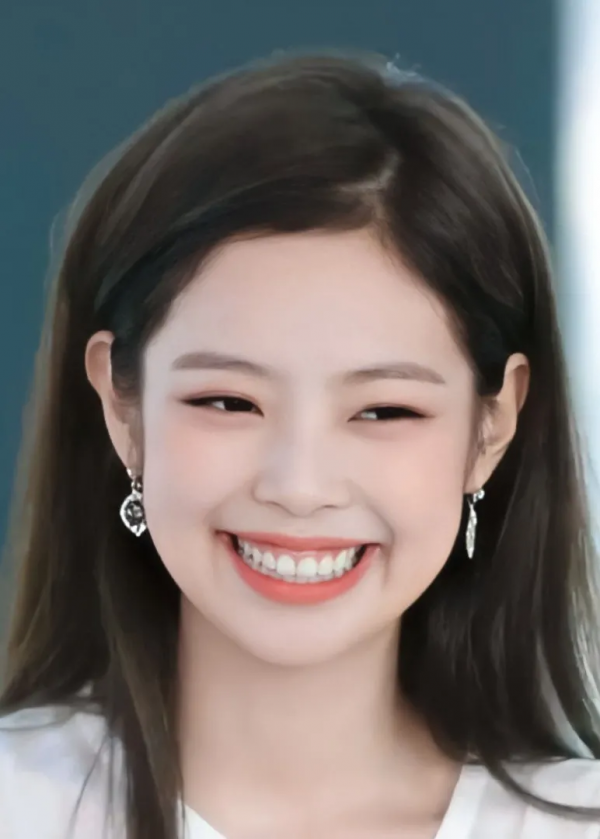 人中長、面中長，如何化妝不顯老？