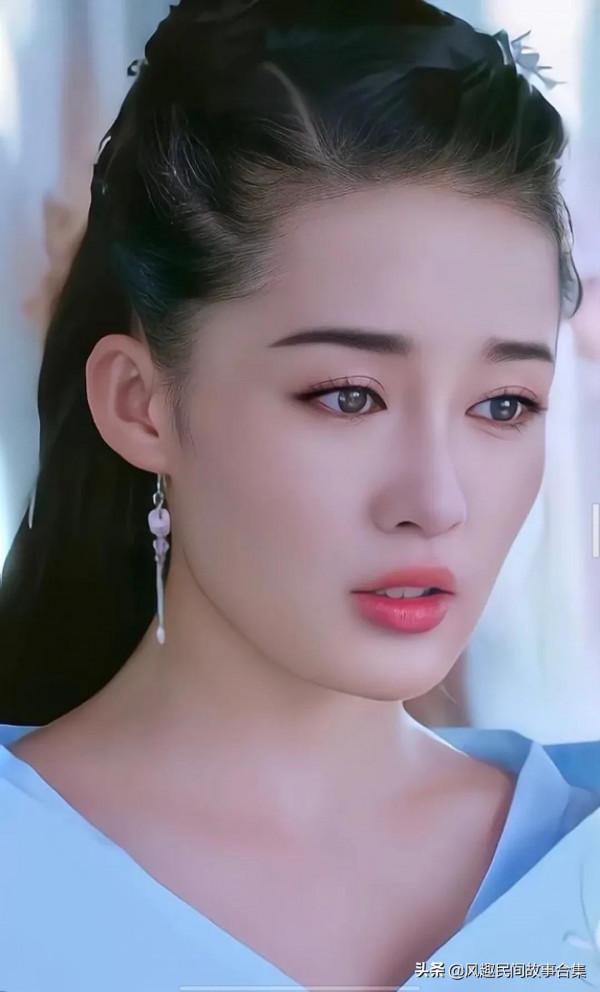 李沁氣質優雅百看不厭