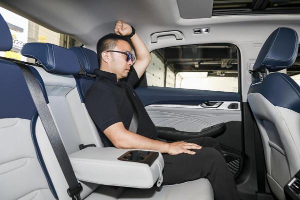 15萬的動力自由 玩車自由 試駕吉利星瑞 15萬的動力自由 玩車自由 試駕吉利星瑞