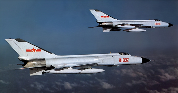 30年河東30年河西，中國海空軍曾被日本甩在身後，如今完美超越