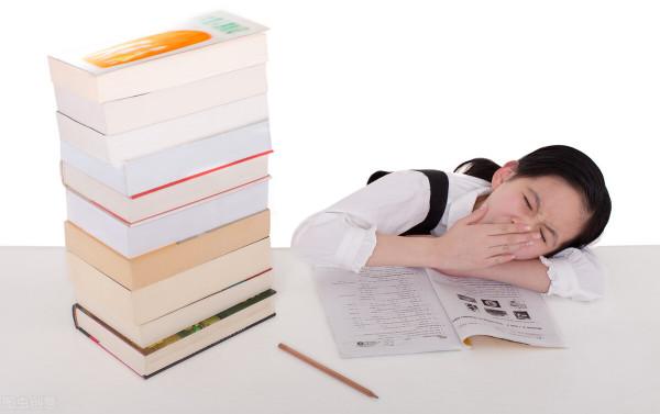 每天都感覺筋疲力盡?10個消耗你能量的日常習慣 每天都感覺筋疲力盡?10個消耗你能量的日常習慣