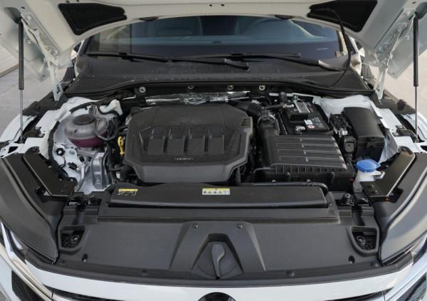 大溜背加無邊框車門，這樣一款落地不超25萬的轎車，你喜歡嗎？