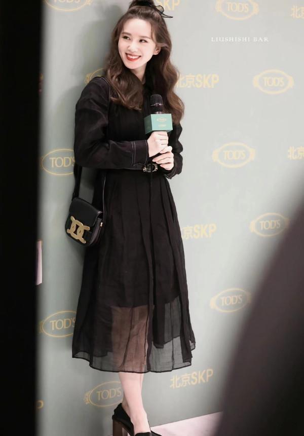 劉詩詩“小公主”造型太開掛!大膽裝嫩太少見,穿紗裙戴蝴蝶髮卡 劉詩詩“小公主”造型太開掛!大膽裝嫩太少見,穿紗裙戴蝴蝶髮卡