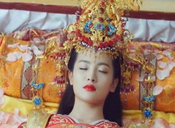 挖宿舍時，朱元璋最寵愛的女兒之墓被發現，竟有活人居住其中