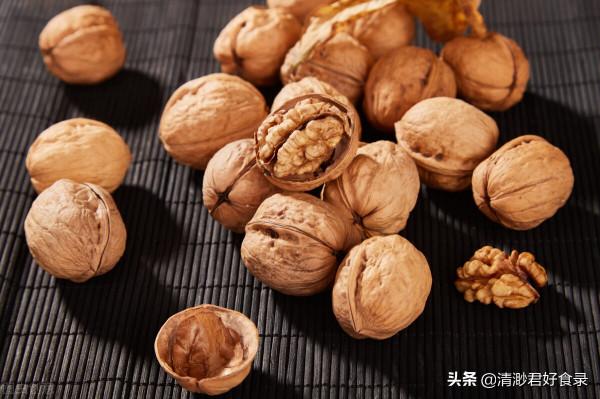 秋分到天轉涼,這兩方面飲食要多關注,順應時節保健康,別太大意 秋分到天轉涼,這兩方面飲食要多關注,順應時節保健康,別太大意